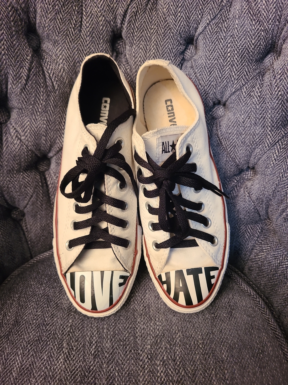 Limited Edition Converse White Low-Top Sneakers Love Hate Graphics Unisex M5 W7 - Picture 3 of 16